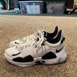 Nike Paul George basketball/volleyball shoes